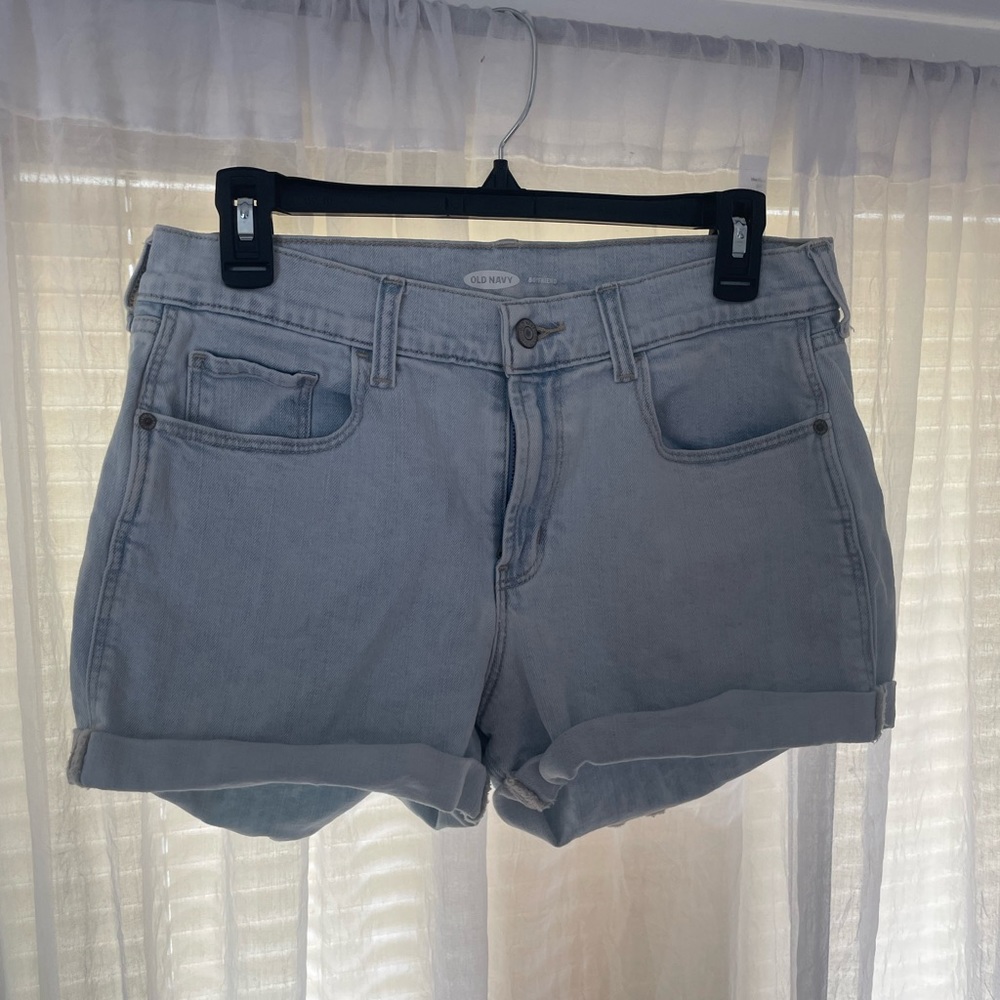 Size 8 Old Navy Boyfriend Jean Shorts